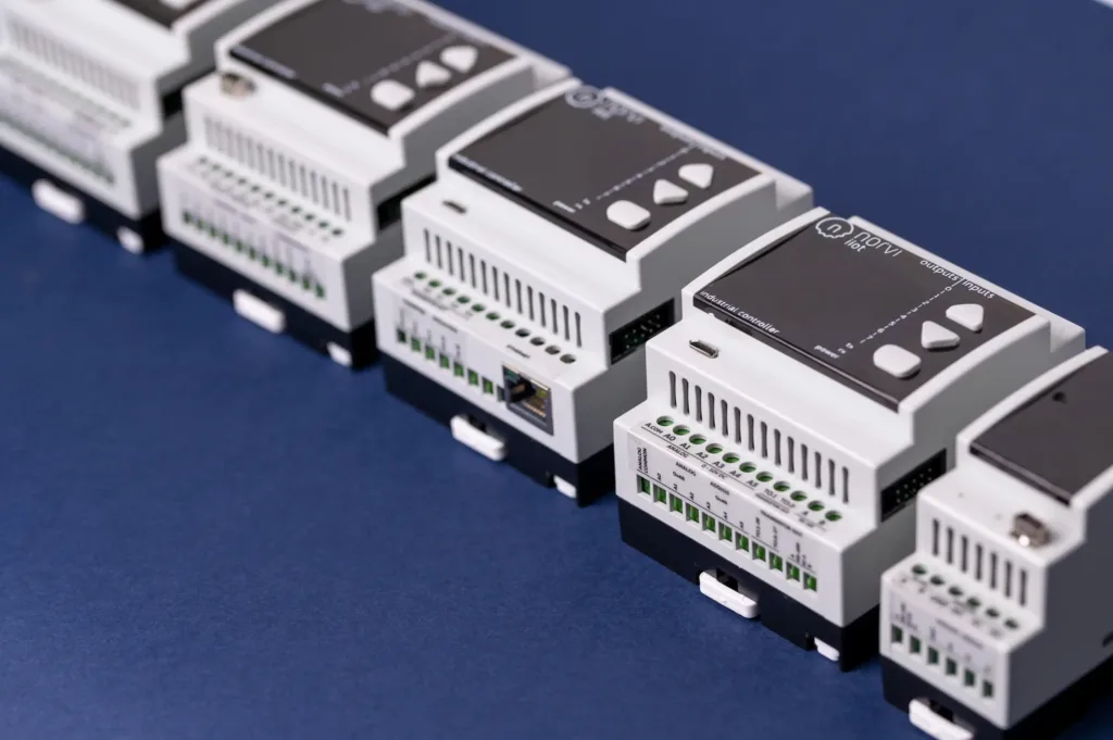 Industrial ESP32 IIoT Controller