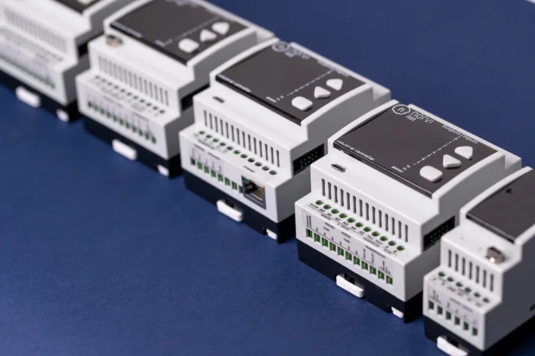 Industrial IoT Nodes with Wi-Fi, LTE, NB-IoT, and LoRa: The Complete NORVI Guide